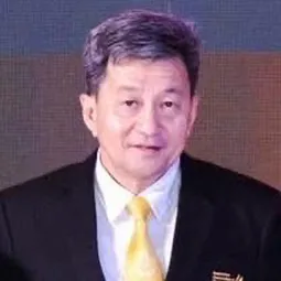 นายวัฒนา อำพันสุวรรณ